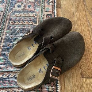 Birkenstock Suede Boston Clogs 38